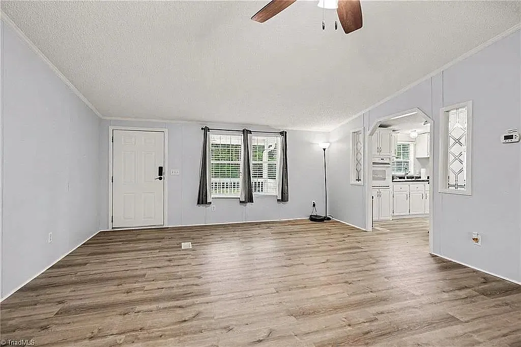 2298 Ray Loop Road - 1 — Photo 3
