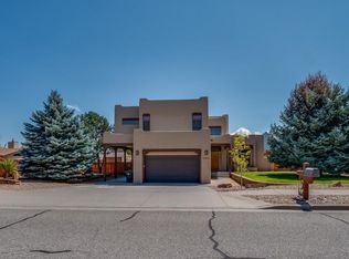 385 Aragon Ave, Los Alamos, NM 87544