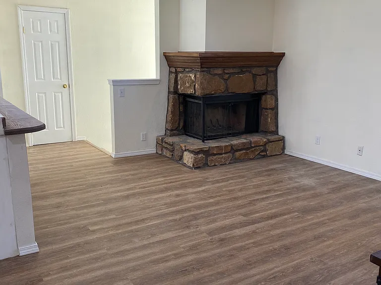 6512 S Memorial Dr #D — Photo 5