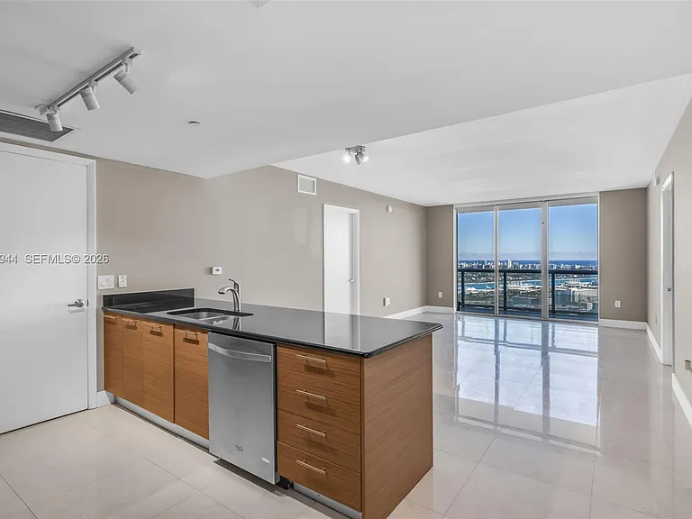 50 Biscayne Blvd #4002 — Photo 3