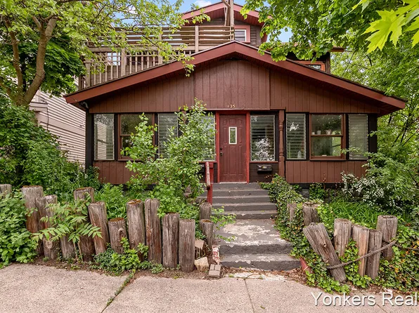 125 Newberry St NE, Grand Rapids, MI 49503