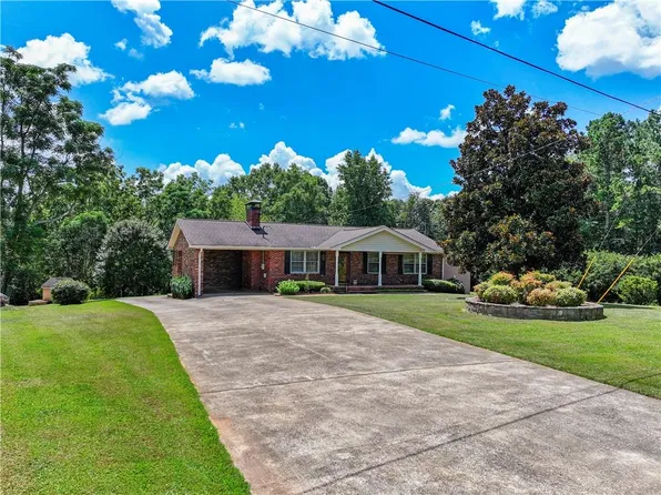 5273 Bogus Rd, Gainesville, GA 30506