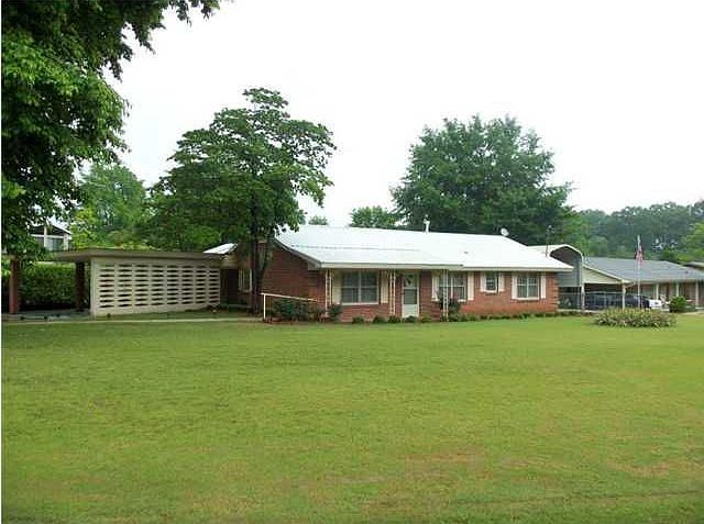 1st image of 4630 Lynn Haven Dr