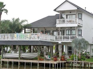 448 Pompano St, Bayou Vista, TX 77563