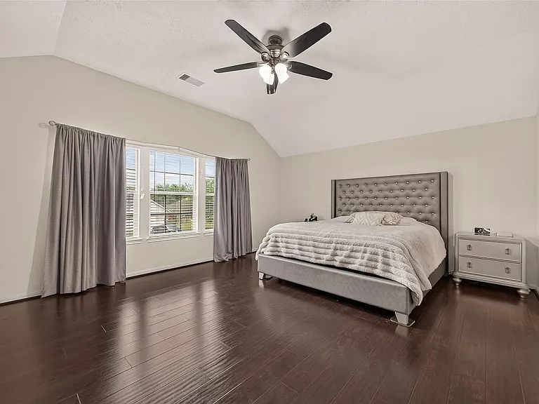 10931 View Pointe Ln — Photo 13