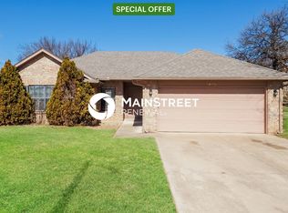 14121 NE 5th St, Choctaw, OK 73020