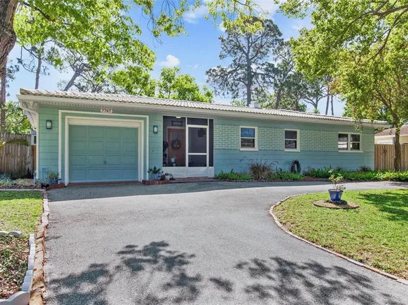 7747 90th Way N, Seminole, FL 33777