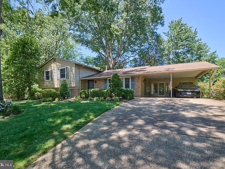 2403 Arrow Park Dr — Photo 56