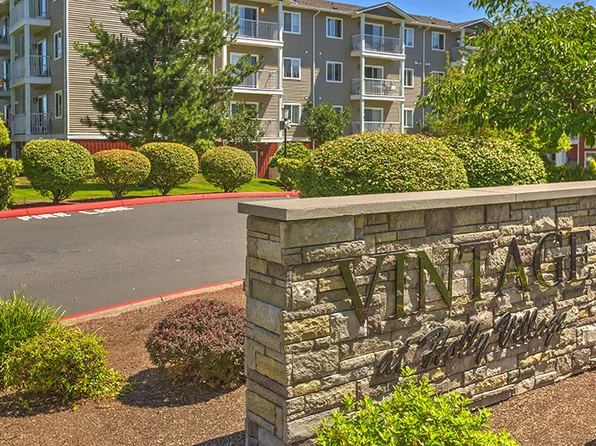 Vintage at Holly Village Seniors