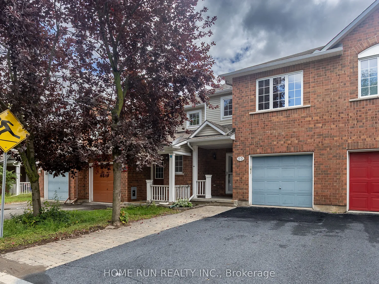 3 bed, $2,700 — Photo 2