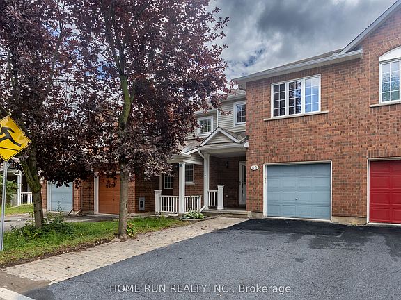 2nd image of 89 Gray Cres