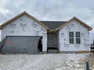 N161W21993 Daisy Dr, Jackson, WI 53037