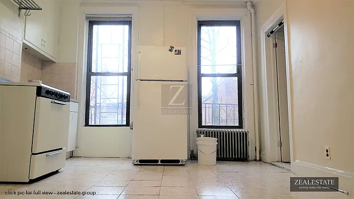 Rented by ZealEstate Group Inc | media 26