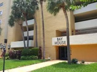 17878 N Bay Rd #4, North Miami Beach, FL 33160