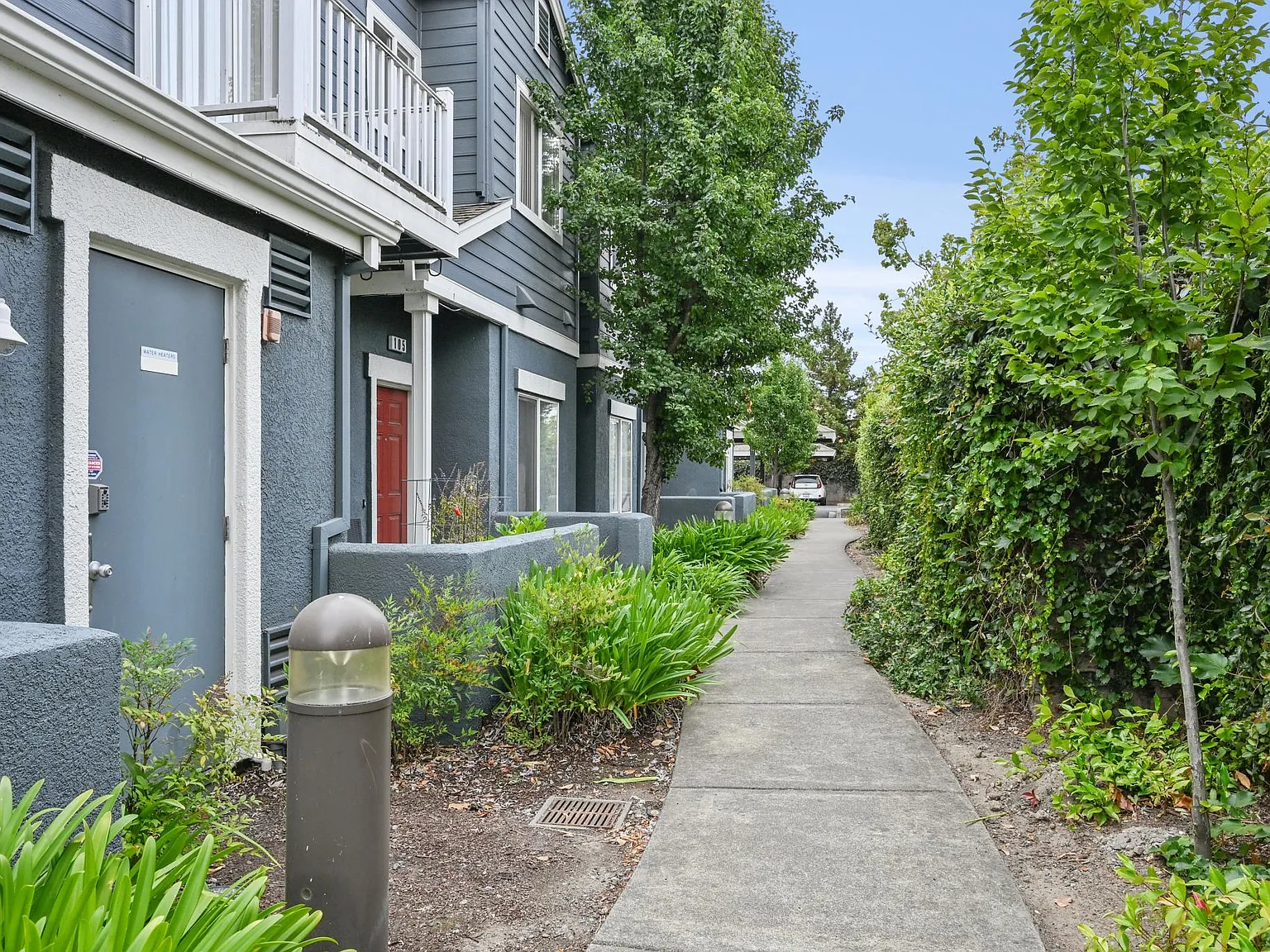 Marketplace Apartments — Photo 4