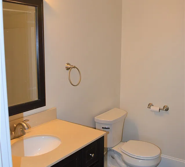 2 Silver St #15 — Photo 6