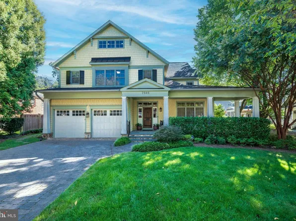 7505 Marbury Rd, Bethesda, MD 20817