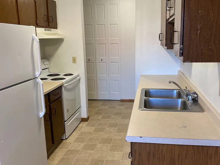 BK- Emerald 904 Apartment — Photo 7