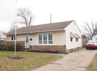 3062 Eastland Rd, Muskegon, MI 49441