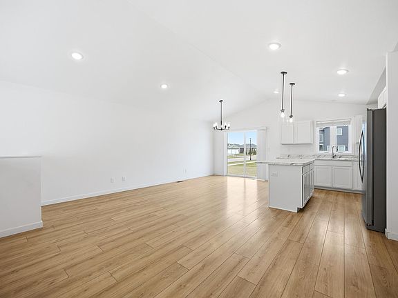 3rd image of 2595 72nd Ave S