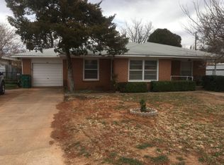 2327 Sand Rd, Vernon, TX 76384