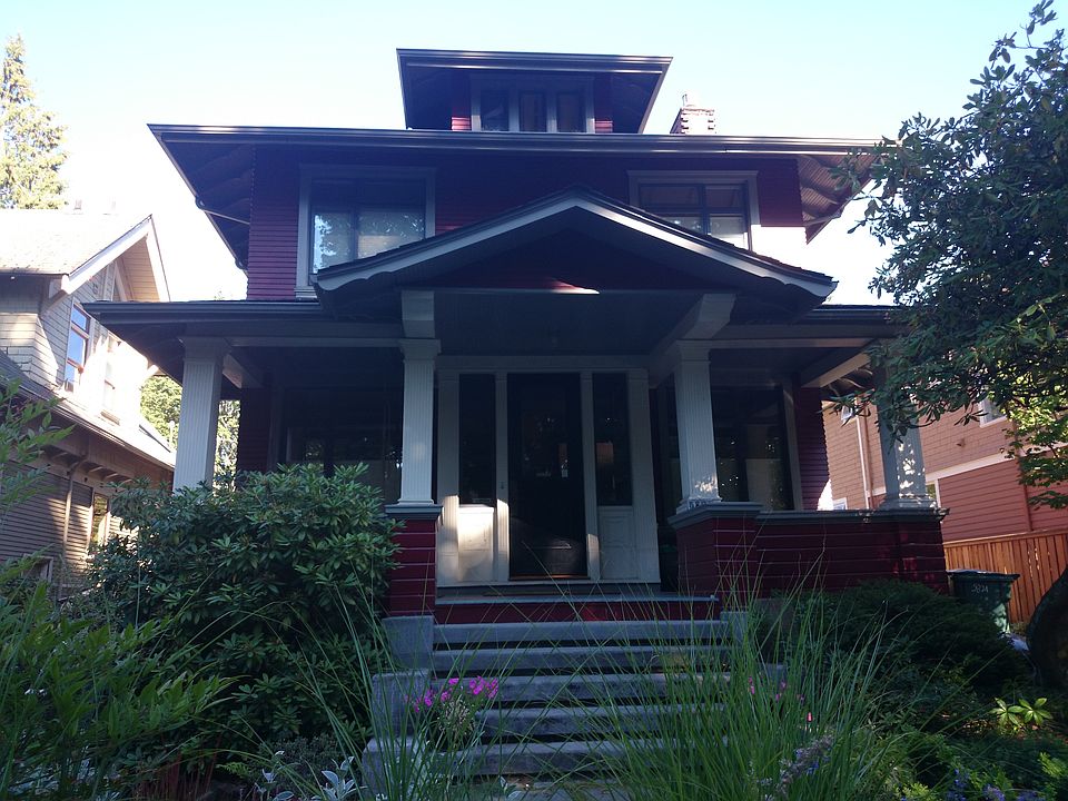 2nd image of 5824 16th Ave NE