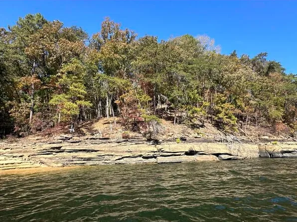 19 Pointe Sixteen, Crane Hill, AL 35053