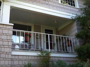 812 NE 66th St, Seattle, WA 98115