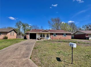 1001 Joye St, Springdale, AR 72762