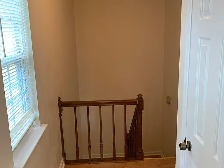 1160 Ridgecrest Ln SE — Photo 12