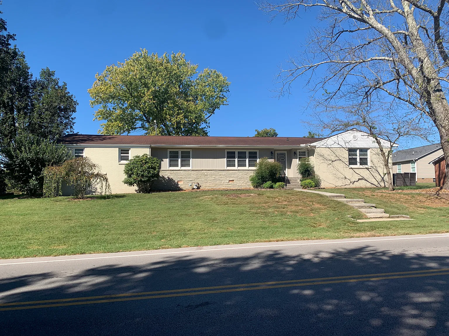 3 bed, 2092 sqft, $1,850 — Photo 1