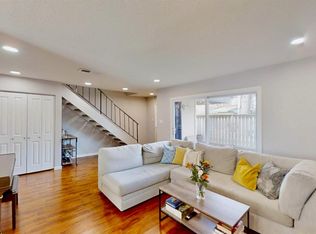 711 Roundtree Ct, Sacramento, CA