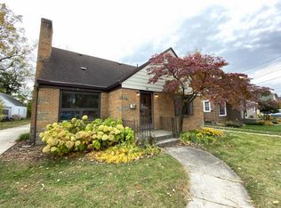 900 Walsh St SE, Grand Rapids, MI 49507