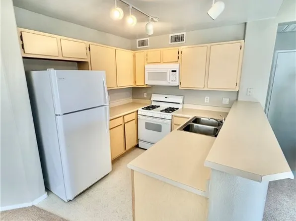 1881 W Alexander Rd Unit 2076, North Las Vegas, NV 89032