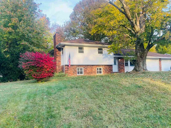 1140 S Silver Bell Ter, Santa Claus, IN 47579
