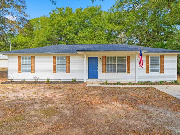 7504 Bowers Dr, Milton, FL 32570