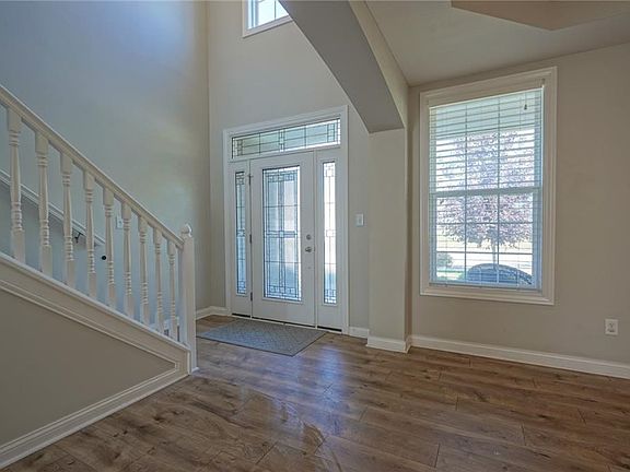 2 Story Entryway.