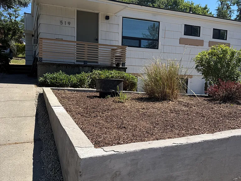 519 W Milwaukee Dr — Photo 17
