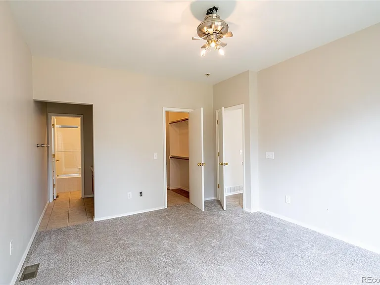 6431 Gemfield Dr — Photo 11