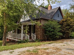 103 Nall Ave, Centerville, TN 37033