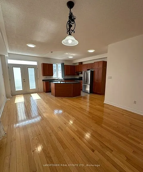 358 William Berczy Blvd #MAIN 2ND — Photo 5