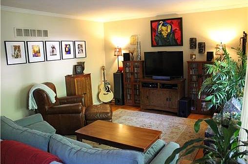 Living room has hardwood flo