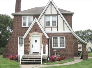 505 Jackson St, Macon, MO 63552