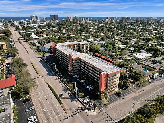 2nd image of 2350 NE 14th Street Causeway #716