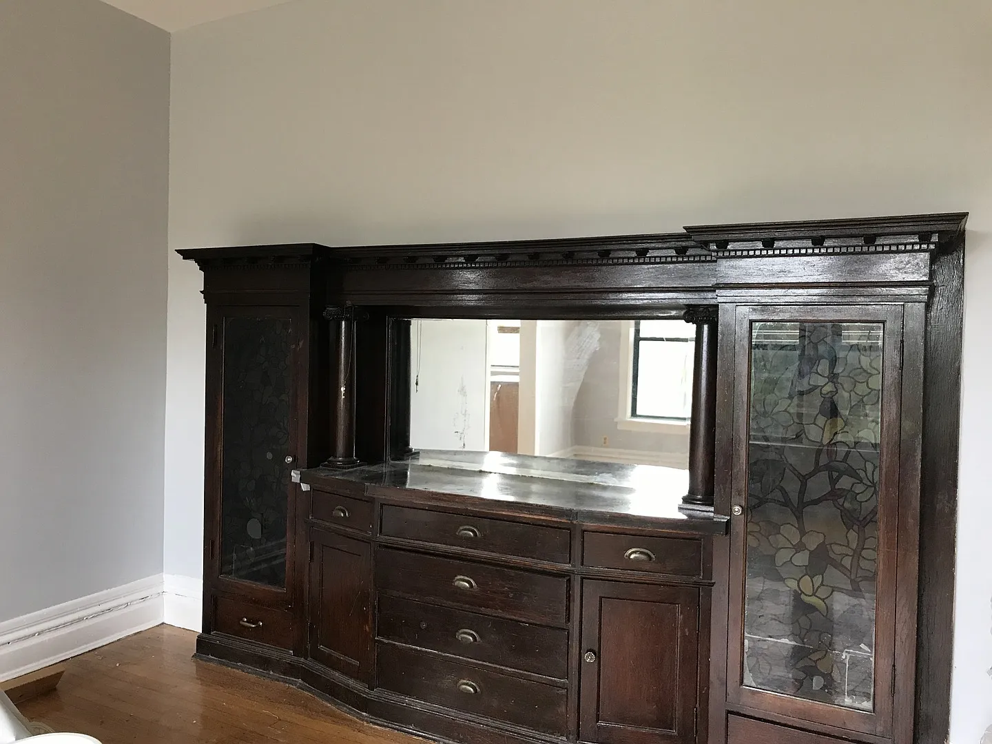 2 bed, 900 sqft, $1,600 — Photo 3