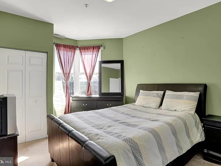 301 S Reynolds St #412 — Photo 15