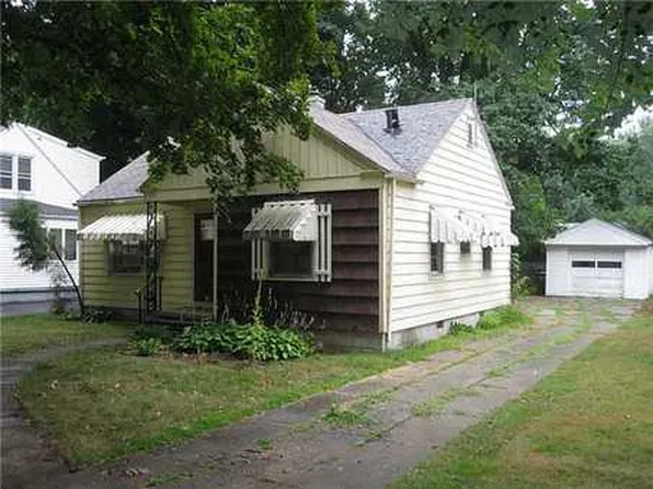 4750 Hannaford Dr, Toledo, OH 43623