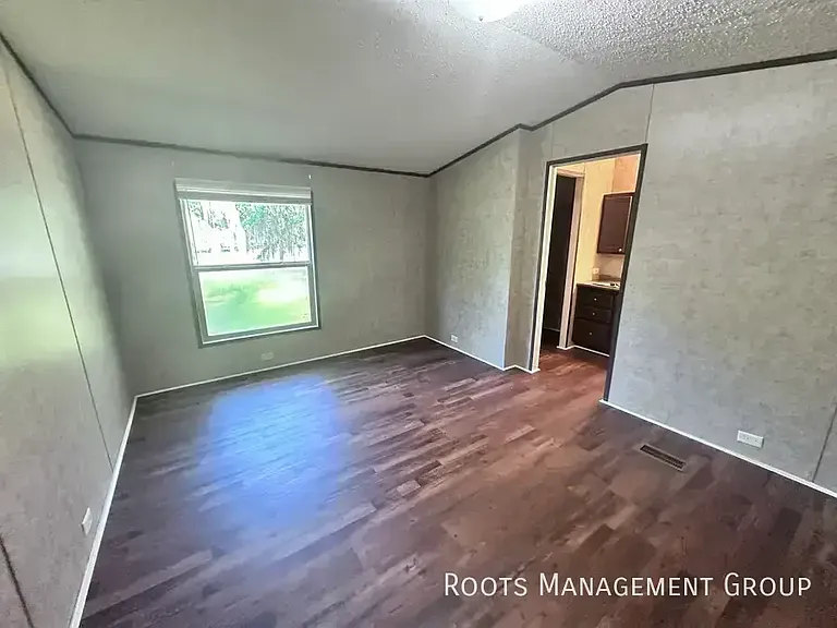 5515 Rivercreek Dr #110 — Photo 7