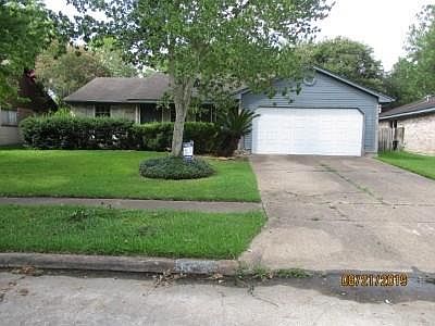 1st image of 18055 Garden Manor Dr