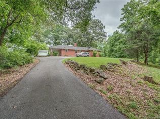 2816 Davis Park Rd, Gastonia, NC 28052